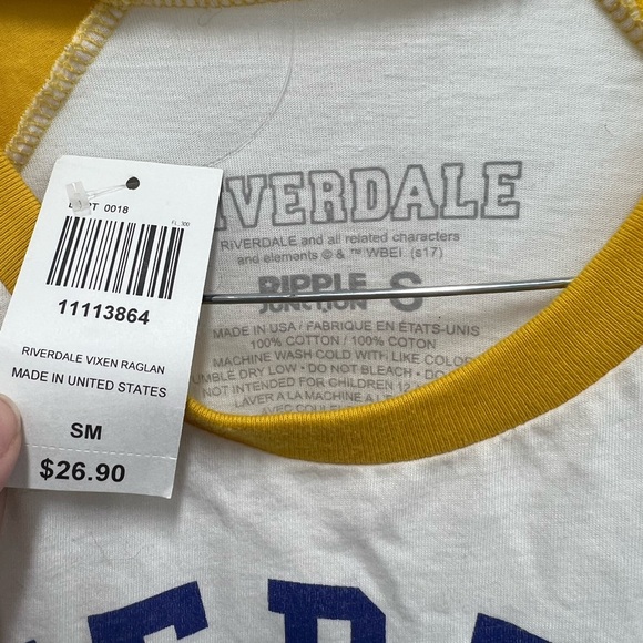 NWOT riverdale graphic baseball tee - Picture 2 of 3